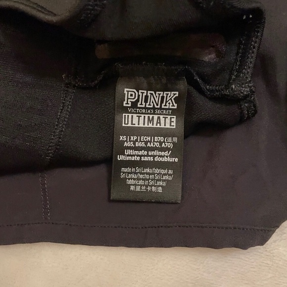 Bundle: Lululemon speed up shorts 6 Small Victoria’s Secret Pink Sports Bra XS - Picture 2 of 4